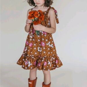Elisamama Floral dress Hem 6T. Spring, Summer, parties, vacation, still in store